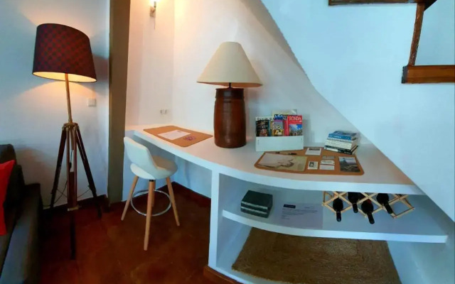 Almocabar Luxury Apartment