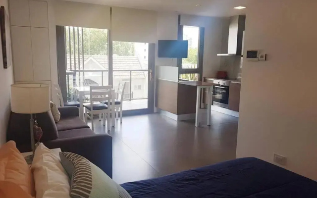 EXCELENTE y completisimo monoambiente con cochera