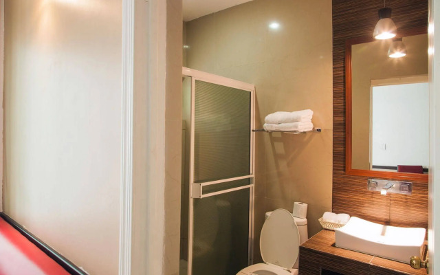 Hotel  Maioris La Paz