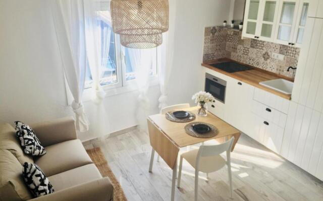 Beautiful apartment stylish village house @ Center Cadaqués