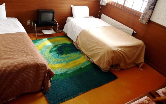 Woody House Kazamidori – Guest Rooms – Myoko