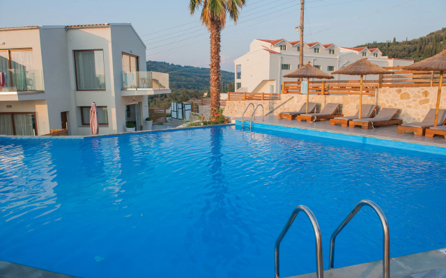 Brilliant Holiday Resort (Corfu)	