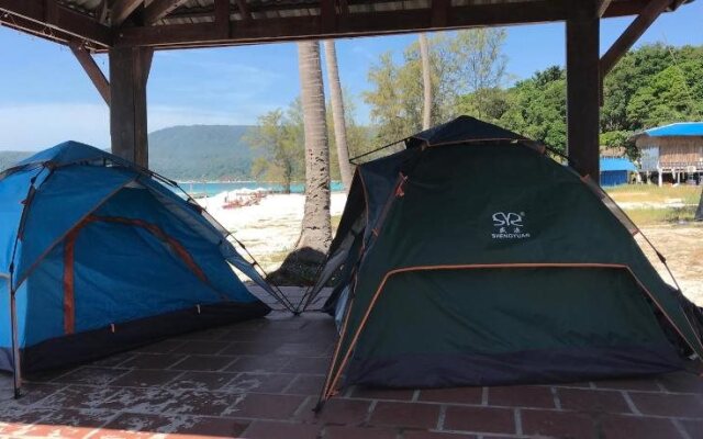 Coconut Boulevard Guesthouse