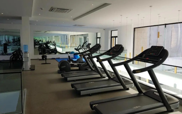 Embassy gardens Luxury suites CPG