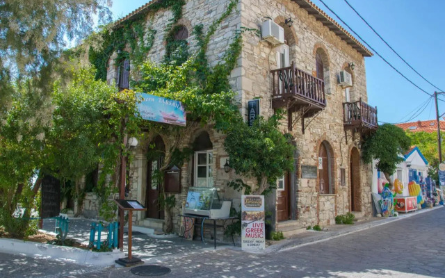 Hotel Tarsanas