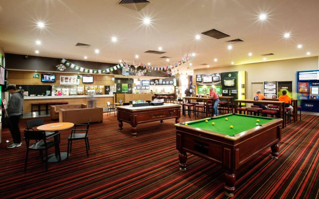 Nightcap at Coolaroo Hotel