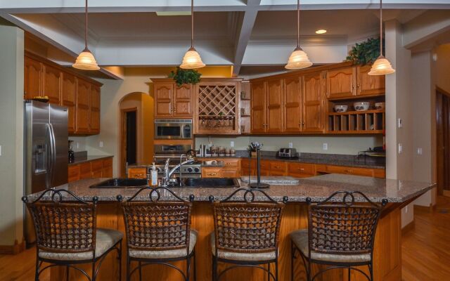 The West Wing 5 Bedroom House