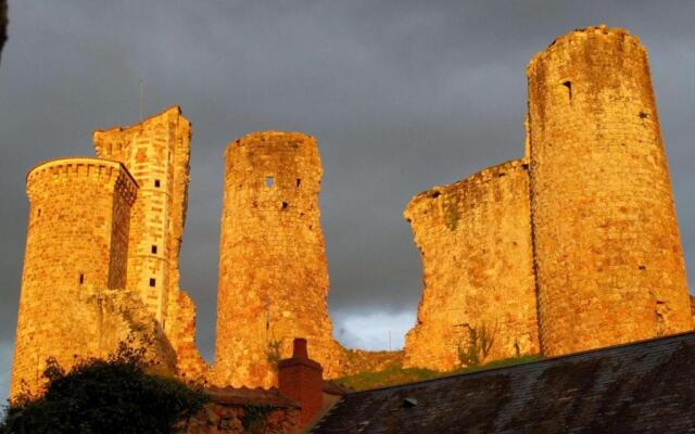 Appartement Hérisson, 3 pièces, 4 personnes - FR-1-489-29