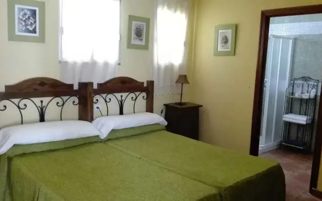 Hostal Rural Las Lomas
