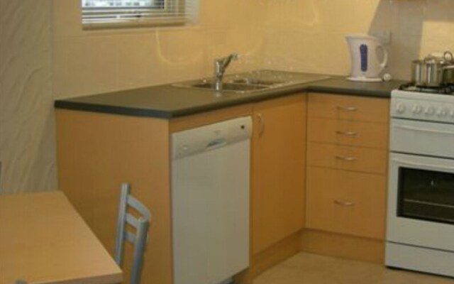 Bayswaterfront Apartments