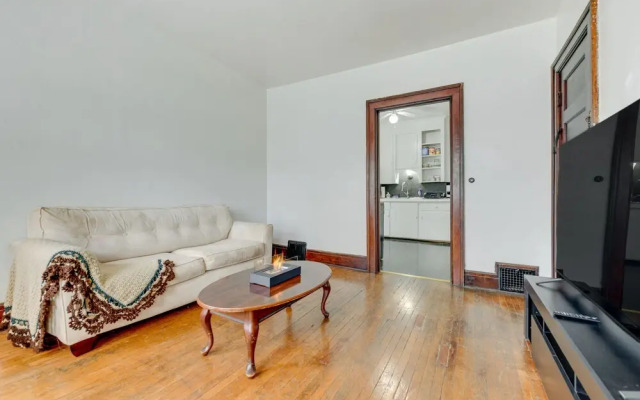 Charming Buffalo Apartment: 2 Mi to Downtown