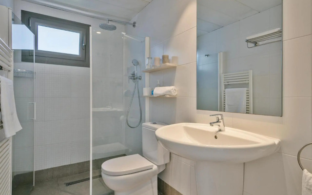 Castellmar Apartments