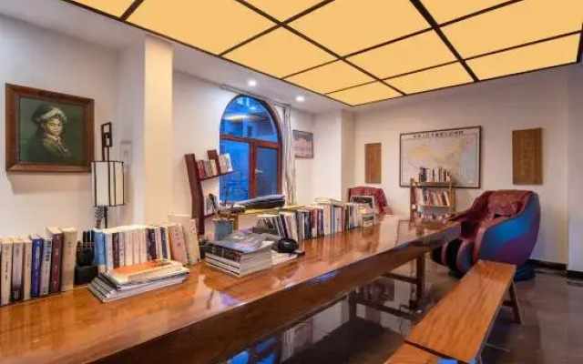 Wengu 1970 Panorama Holiday Hotel