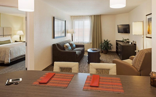 Candlewood Suites Pearl by IHG