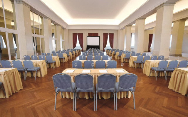NH Gran Hotel Provincial