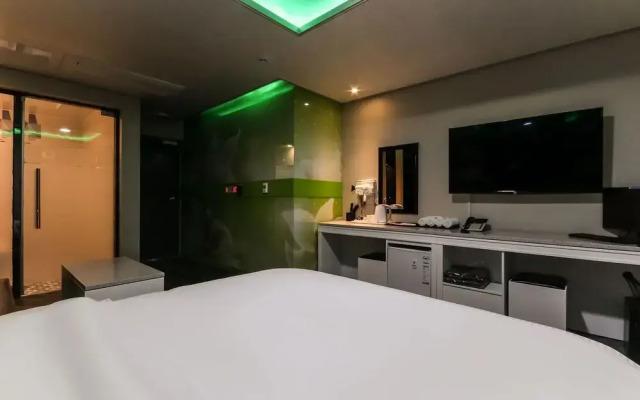 Pohang Ocheon Q Self Check-in Motel