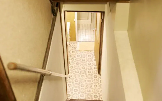 Gojo Guest House Annex - Hostel