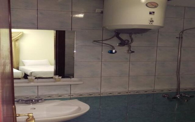 Al Nosour Al Zahabi Hotel