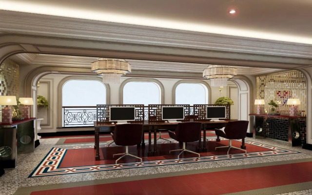 Silk Path Grand Hue Hotel