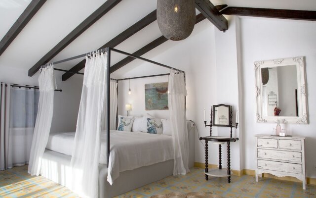 Hotel Rancho Los Lobos