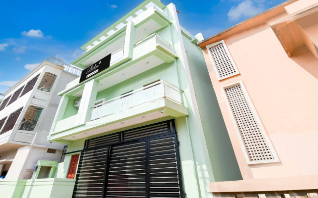 Super Collection O VIP Road Near Golden Beach