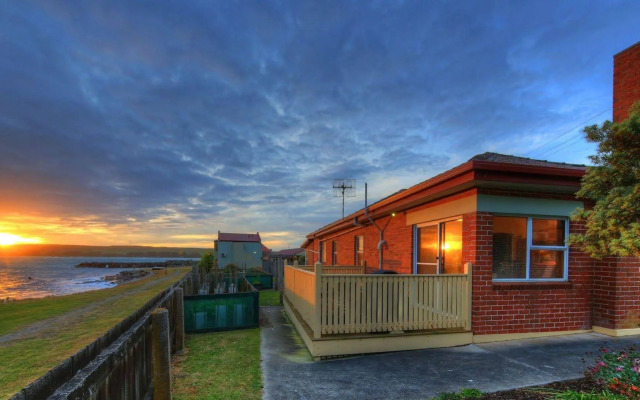 Stanley Village Waterfront Accommodation