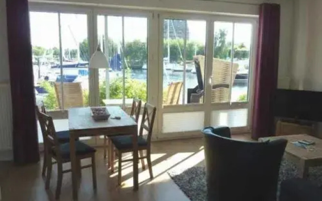 Ferienwohnungen am Yachthafen Kari