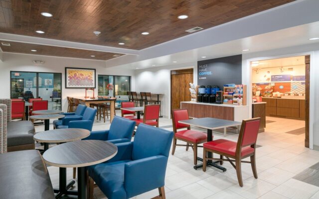 Holiday Inn Express Hotel & Suites ELKINS by IHG