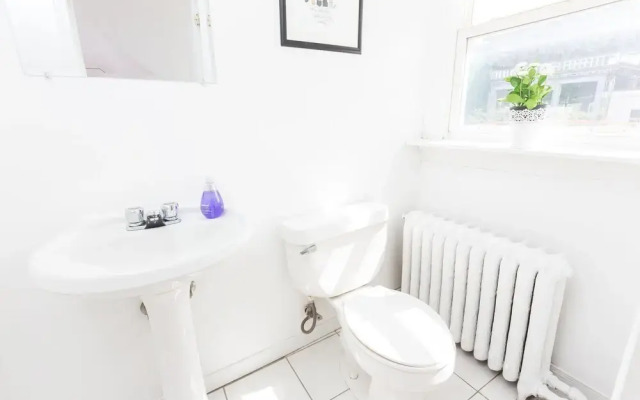 Applewood Suites - Palmerston Avenue