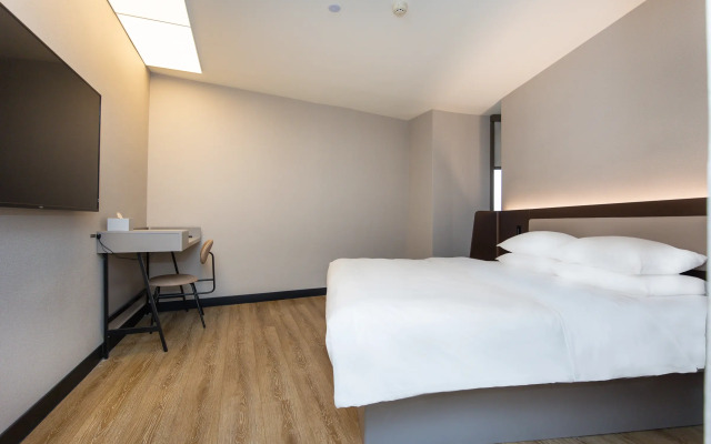 Hanting Hotel Nanjing Huangpu Road