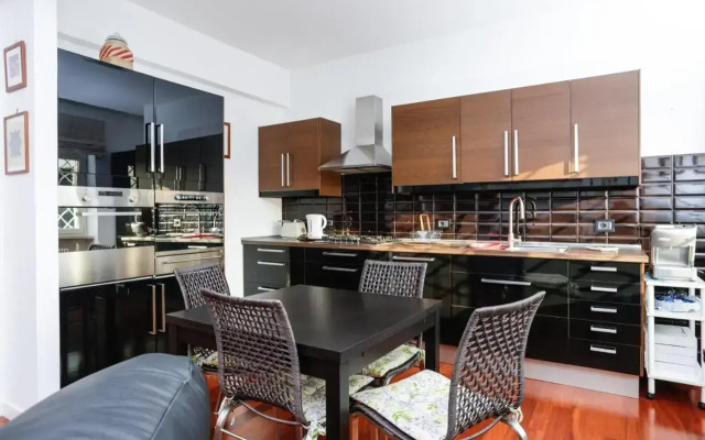 St. Peter Terrace Apartment