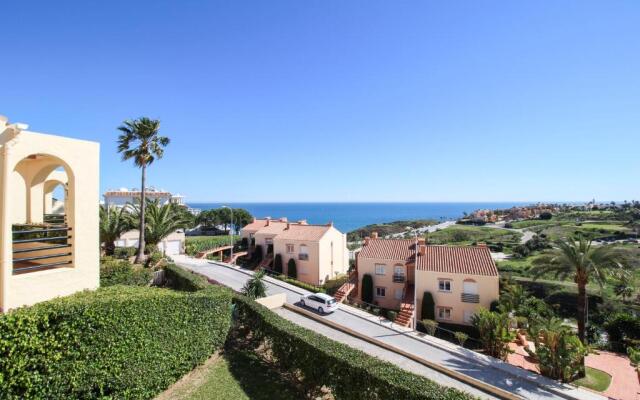 Polarsol 3 Townhouse in Club la Costa by Rafleys