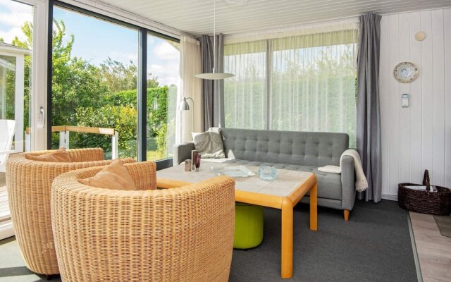 6 Person Holiday Home in Hejls