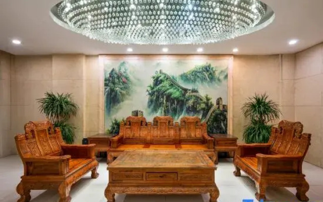Yinhua Business Hotel