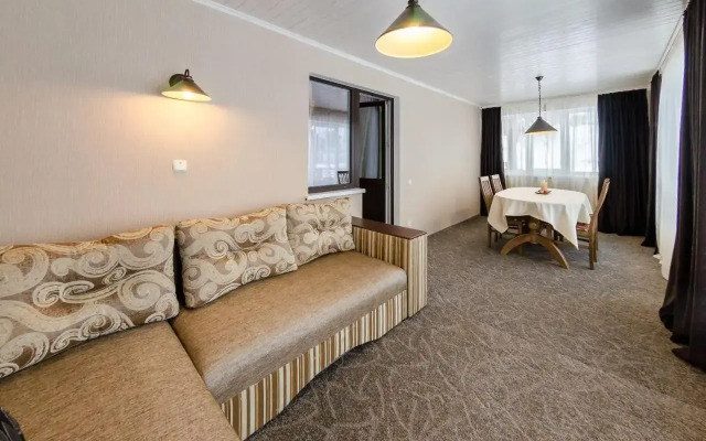 5 Kaminov VIP Apartments