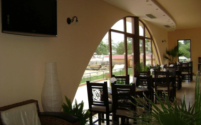 Family Hotel Kandrovi