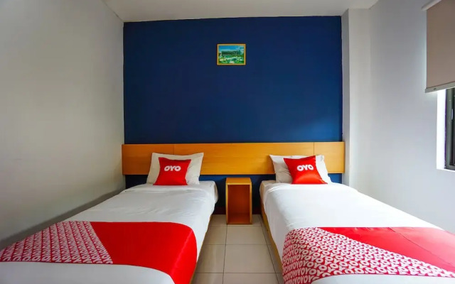 OYO 2515 D'karombasan Hotel