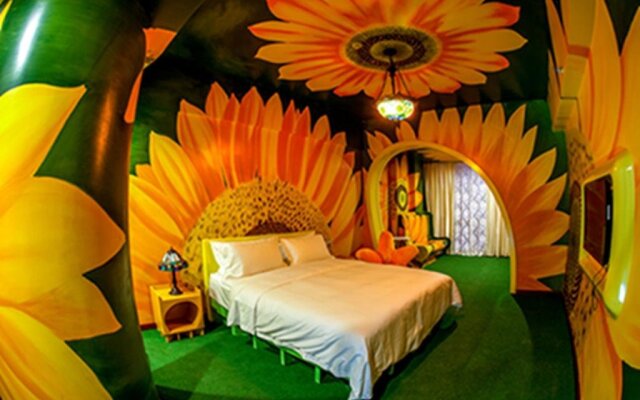 DREAM COLOR Theme Hotel