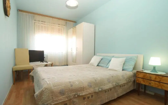 Apartment Momcilo 1995