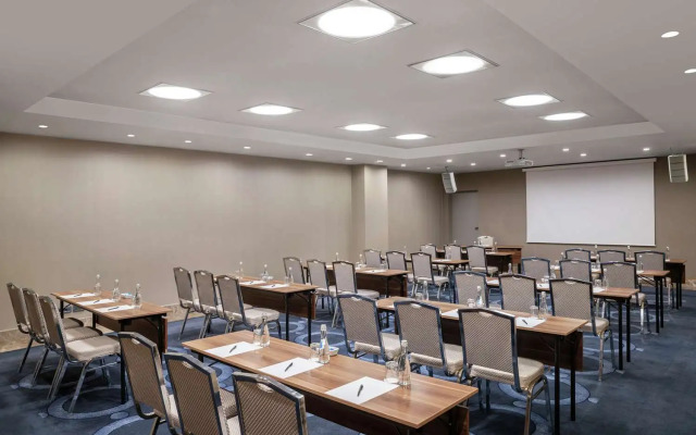 DoubleTree by Hilton Istanbul Gayrettepe