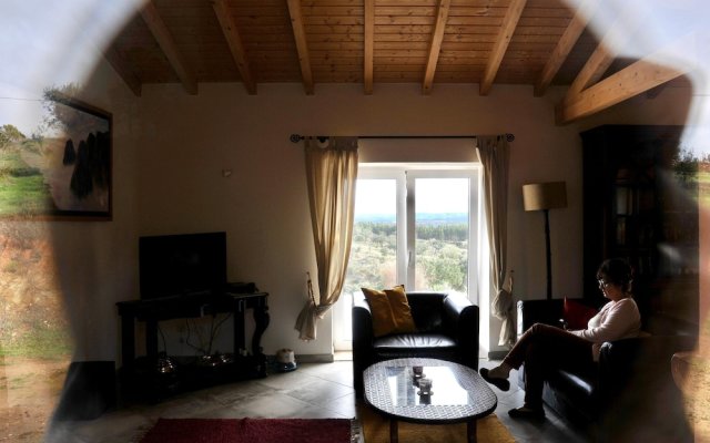 Villa with 2 Bedrooms in Zambujeiras, with Wonderful Mountain View, Private Pool, Furnished Garden - 20 Km From the Beach