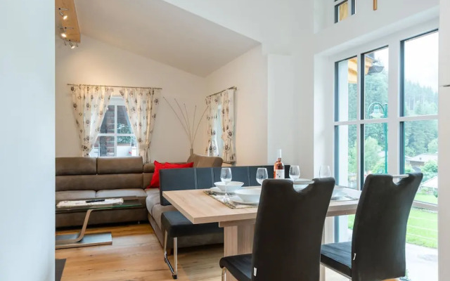 Cozy Chalet in Saalbach-hinterglemm near Ski Area