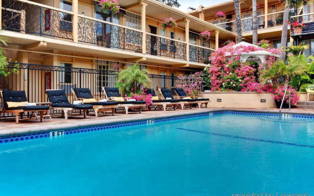 Holiday Inn Laguna Beach