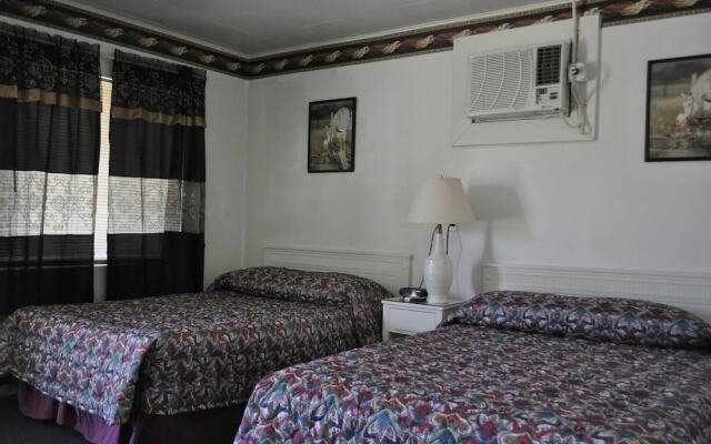 Western Motel Lovell