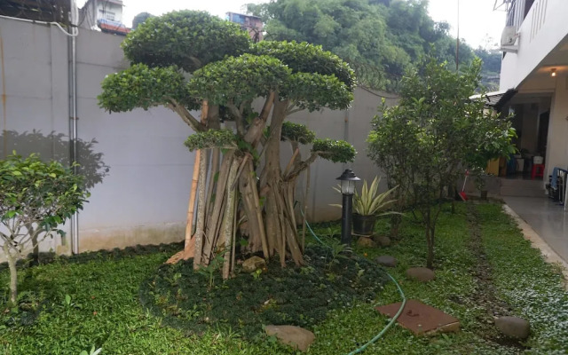 RedDoorz Plus @ Ciumbuleuit Area