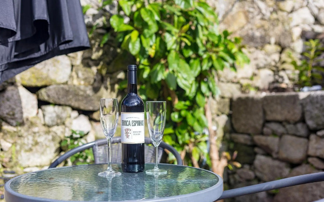 Oporto Gardens - Historical House