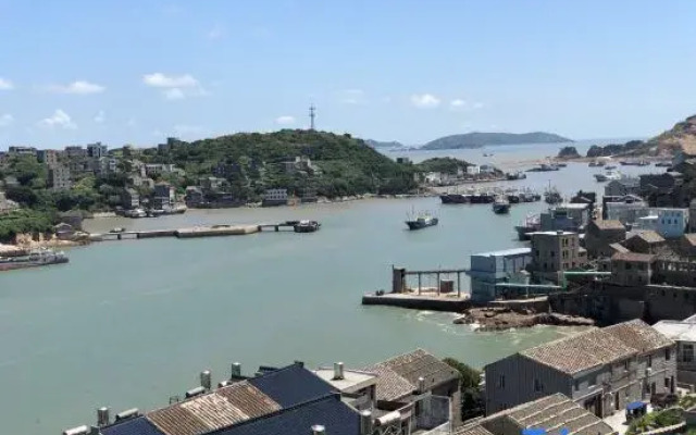 Wenling Sea Empty Courtyard Homestay