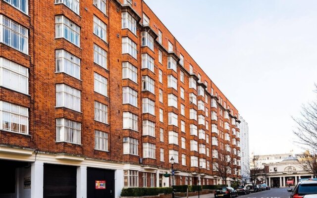 Bright and Modern Apartment in the Heart of Westbourne Grove Between Notting Hill and Bayswater