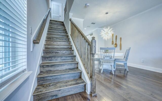 Beach Escape Four - Luxury Townhome