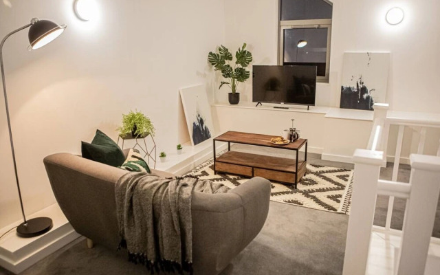 The City Chic Boutique Apartments